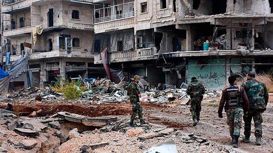 
	叙利亚政府军进入城区 
