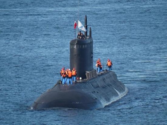英媒：俄罗斯向叙利亚增派3艘潜艇 均装载巡航导弹
